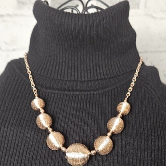 Gold Tone Graduated Thread Ball Necklace Statement Textured Bead Chain - Picture 3 of 6